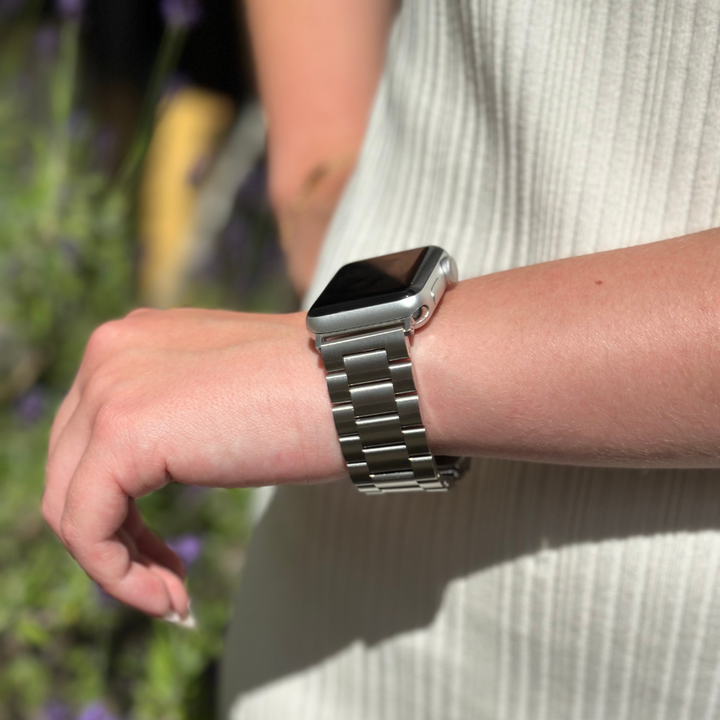 Stainless Steel Apple Watch Strap - Silver