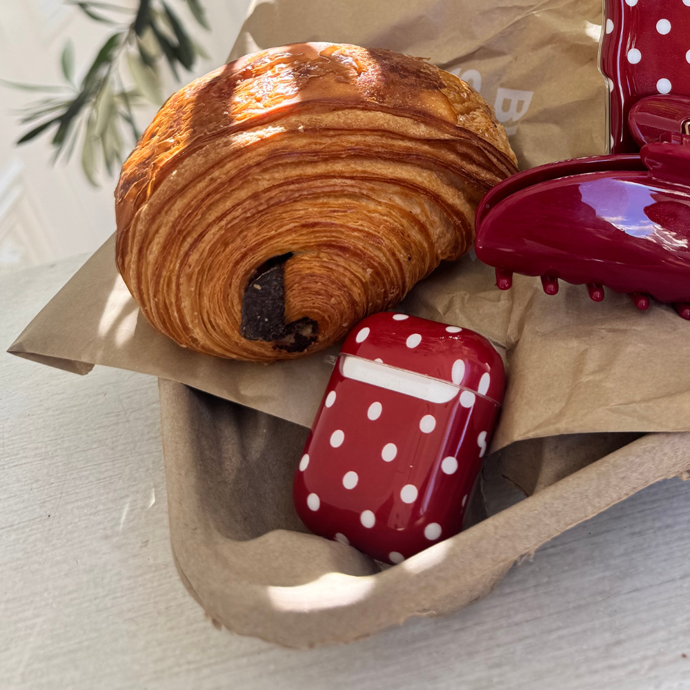 Airpods Case - Burgundy Polka Dot