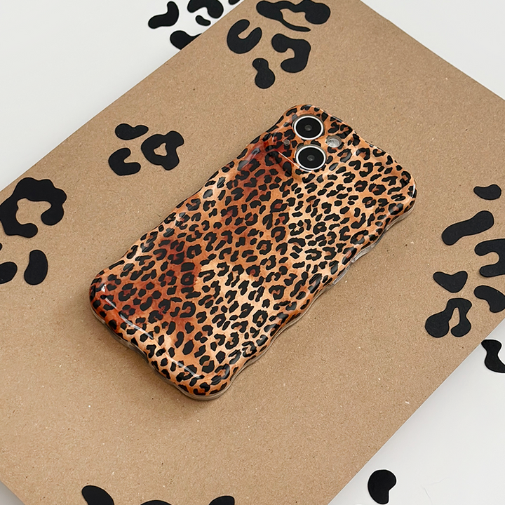 Wavy Phone Case - Leopard