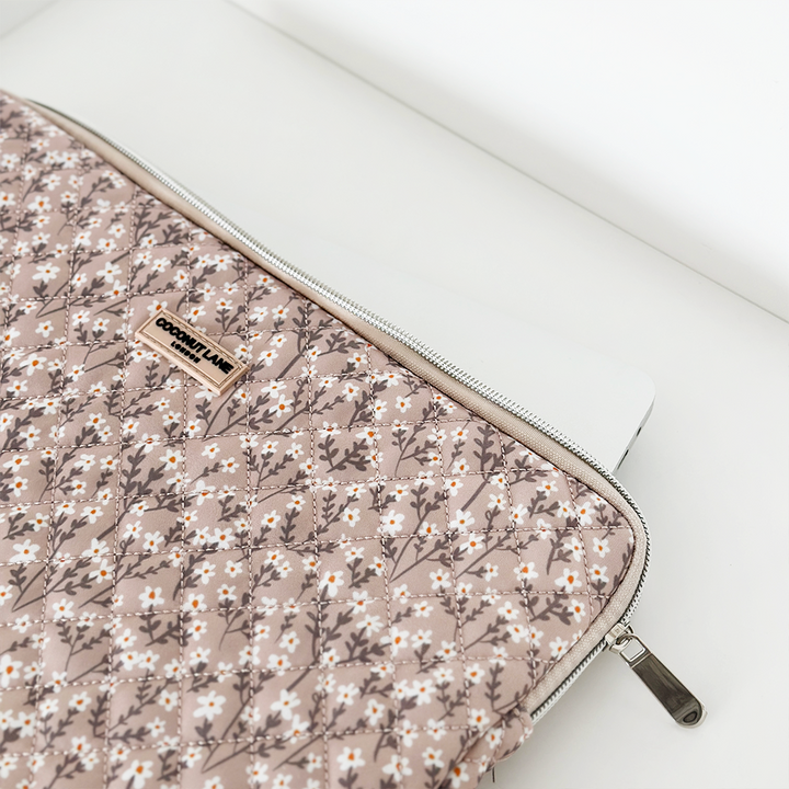 Quilted Nude Flowers Laptop Sleeve